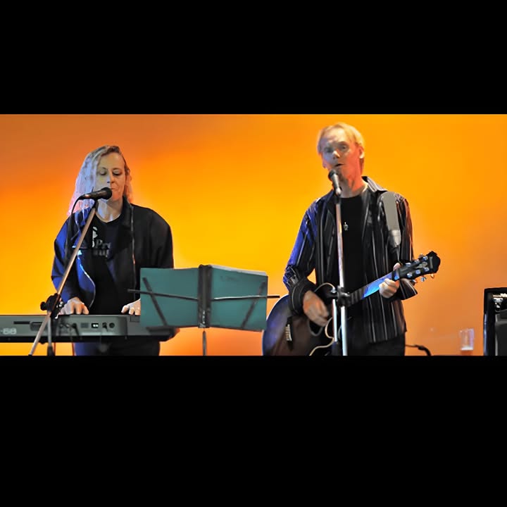 Featured image for “Live Music Night with Us Too Duo at Moss Vale Services Club”