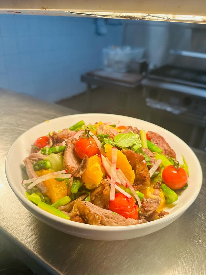 Featured image for “Duck & Orange Salad Special: Limited Time Offer at Moss Vale Services (taja)”